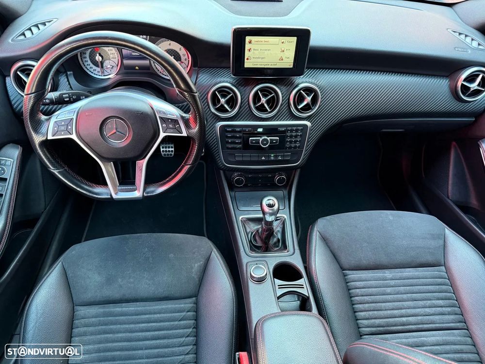 Mercedes-Benz A 180 CDi BE AMG Sport - 3