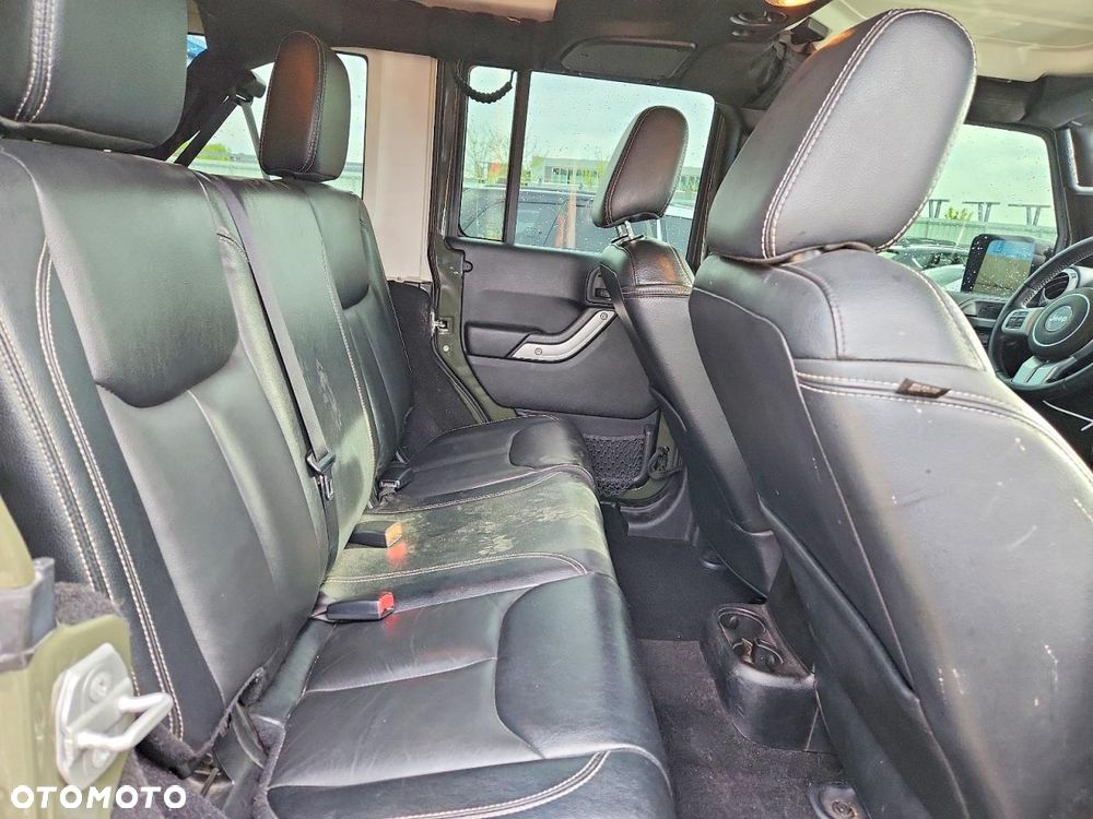 Jeep Wrangler 3.6 Unlim Rubicon - 11