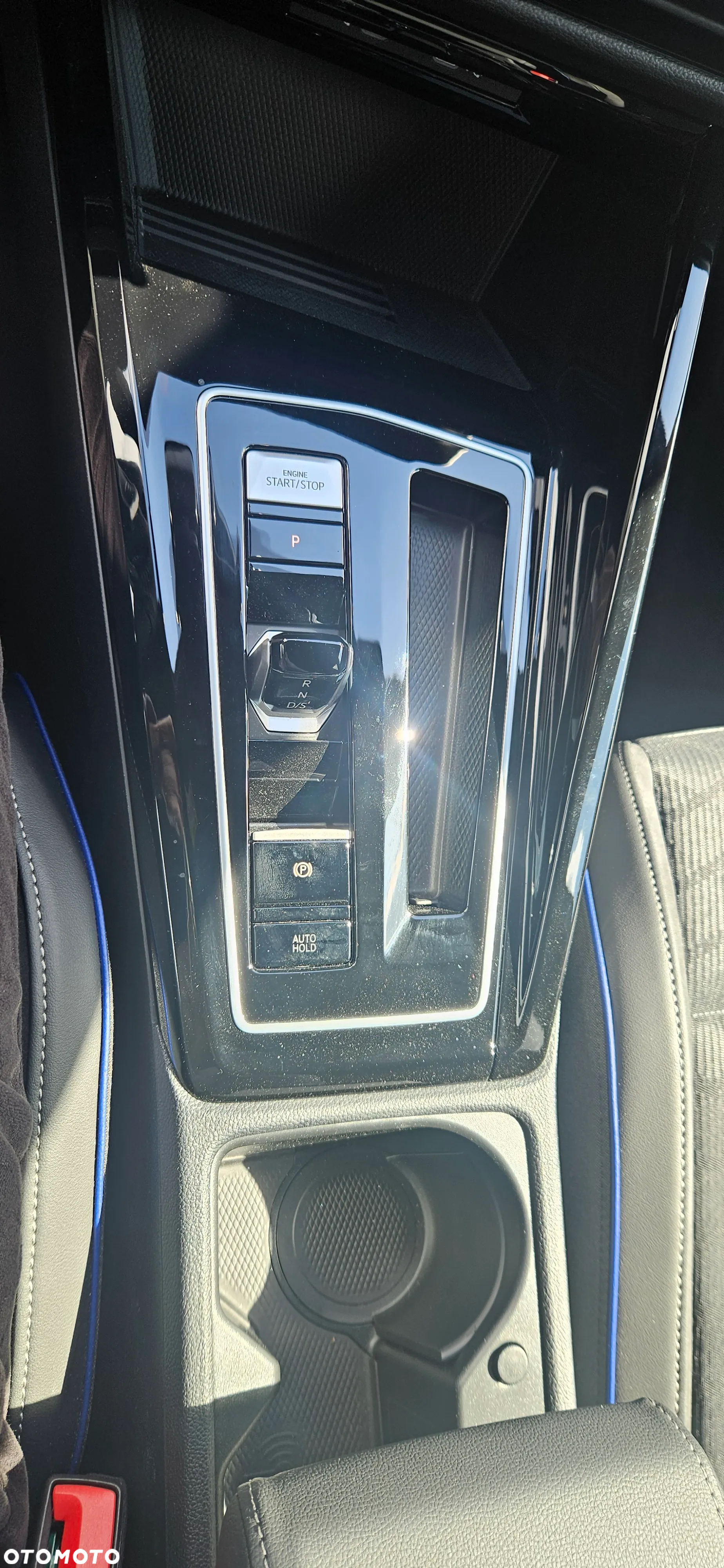 Volkswagen Golf - 36