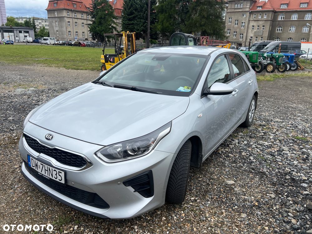 Kia Ceed - 37