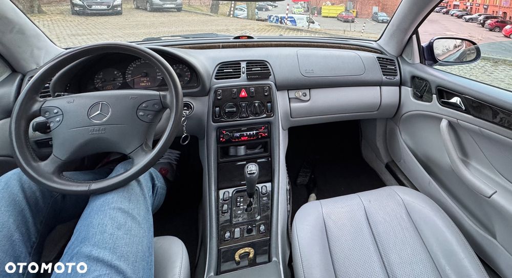 Mercedes-Benz CLK - 7