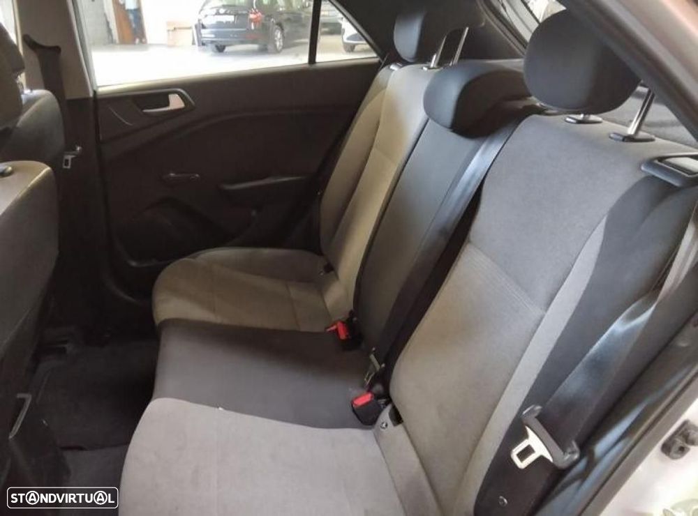 Hyundai i20 - 5