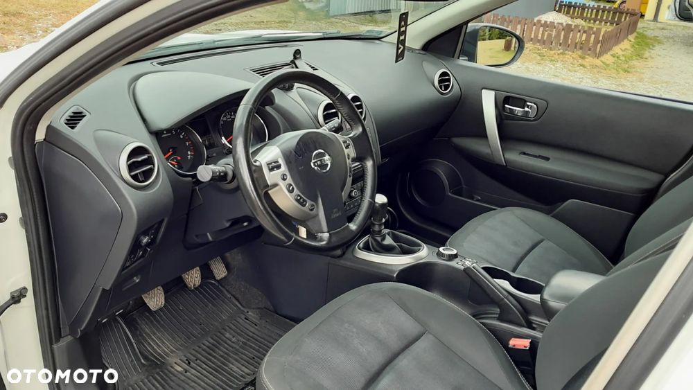 Nissan Qashqai+2 2.0 4x4 Tekna - 8