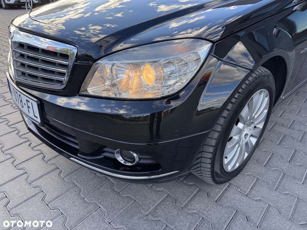 Mercedes-Benz Klasa C 220 CDI DPF Automatik Elegance - 3