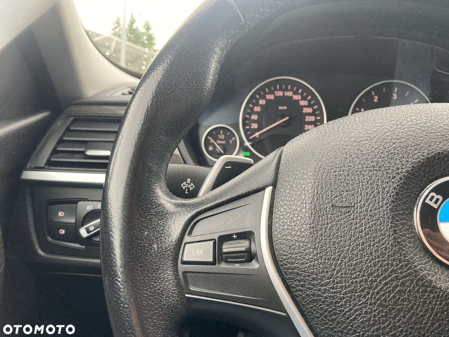BMW Seria 3 - 12