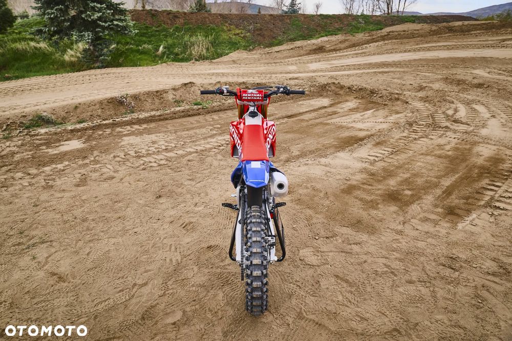 Honda CRF - 11