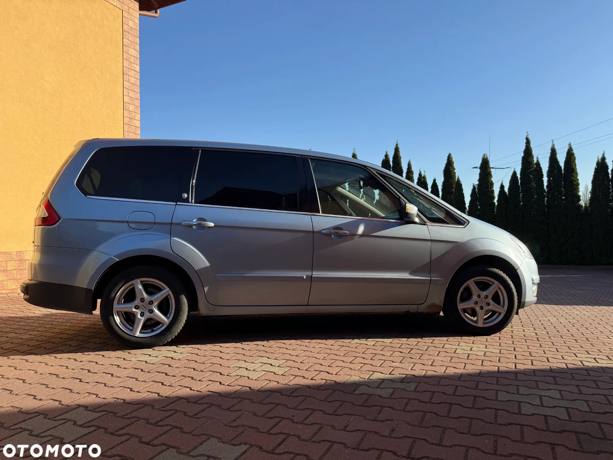 Ford Galaxy 2.0 TDCi Ghia - 3