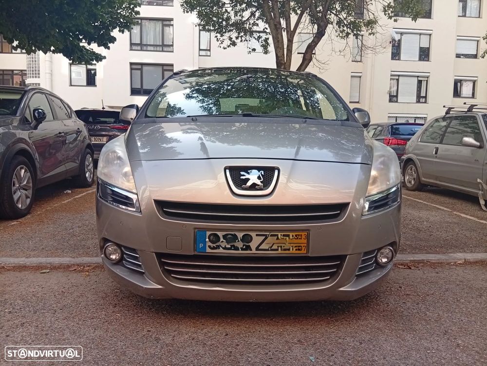Peugeot 5008 1.6 E-HDi 5L Allure 2-Tronic - 2
