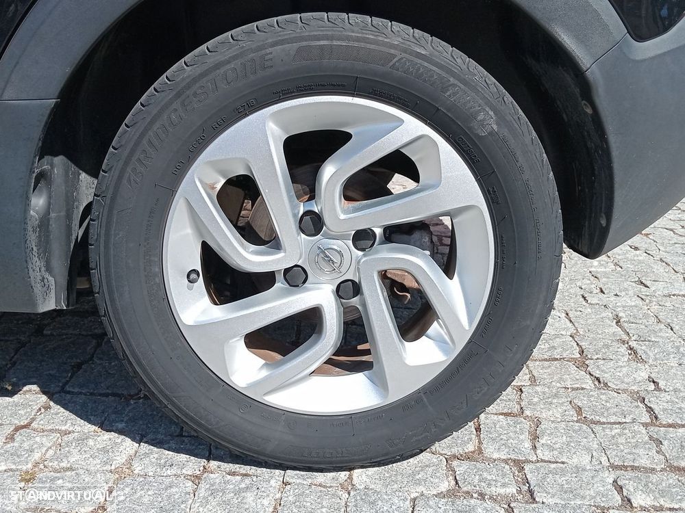 Opel Crossland X - 17