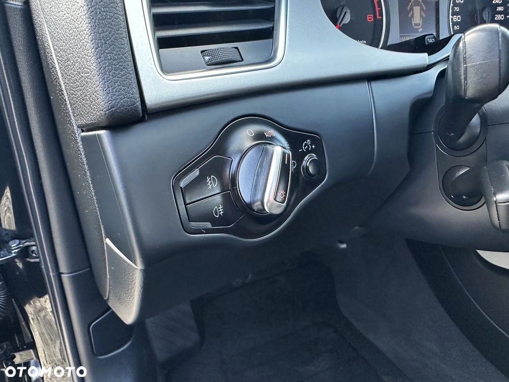 Audi A4 Avant 2.0 TDI ultra DPF Attraction - 27