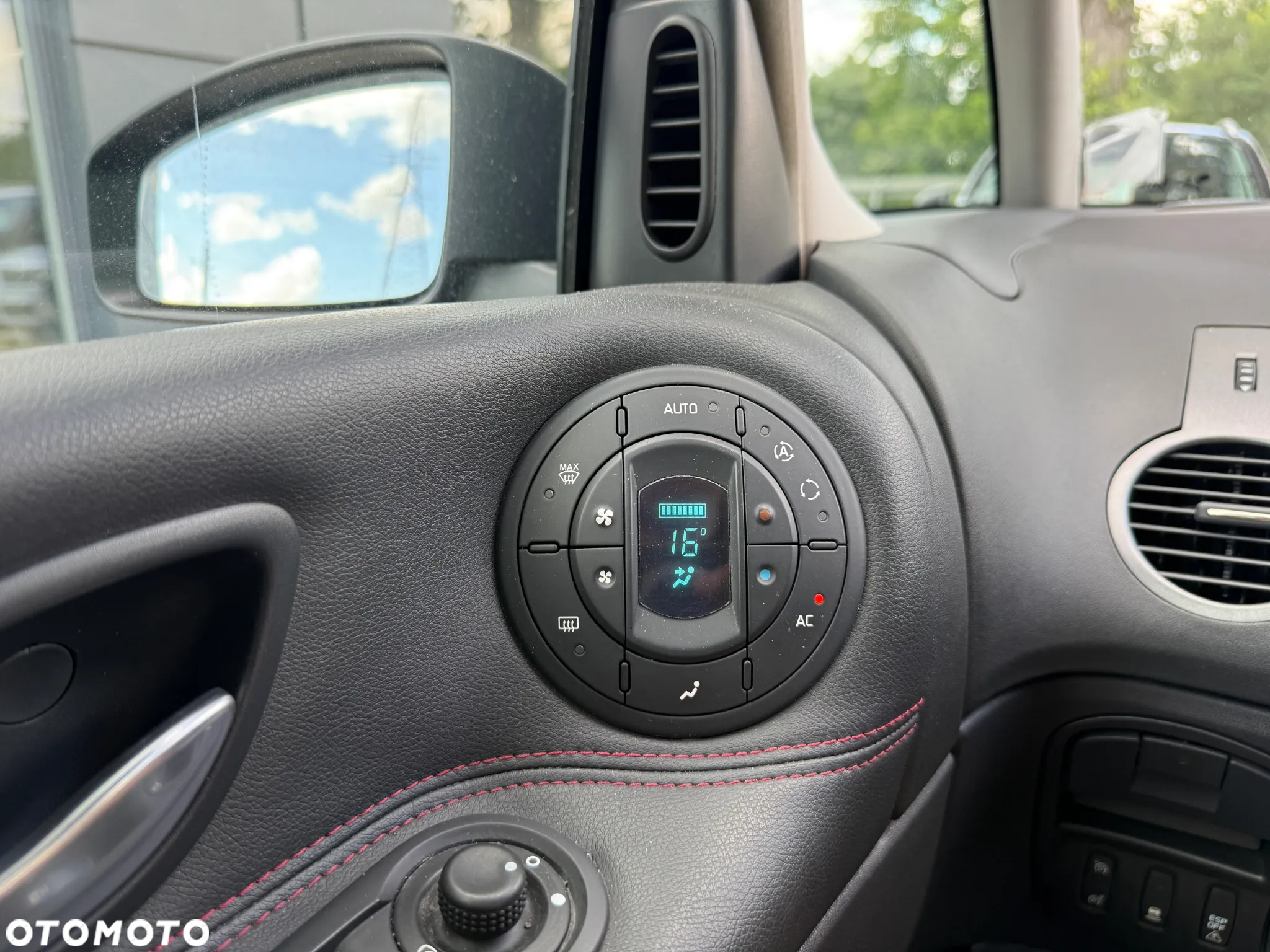 Renault Espace 2.0T Privilege - 31