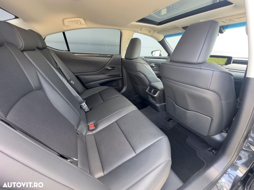 Lexus Seria ES 300h Executive Line - 20