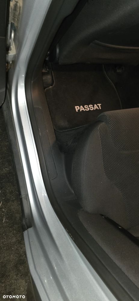 Volkswagen Passat 2.0 TDI 4Mot Comfortline - 10