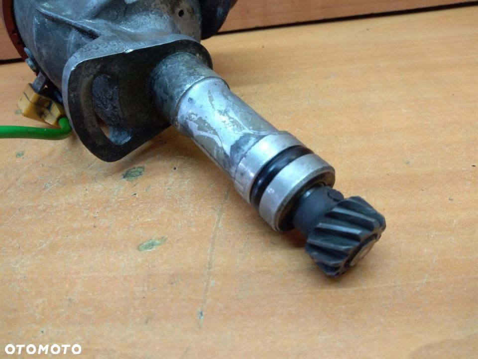 APARAT ZAPŁONOWY MERCEDES W114 W116 2.8 0237306045 - 6