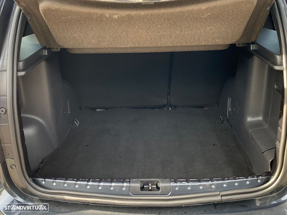 Dacia Duster 1.5 dCi SL Urban Explorer - 40