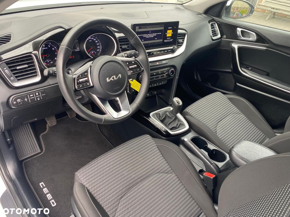 Kia Ceed 1.0 T-GDI Business Line Plus - 22