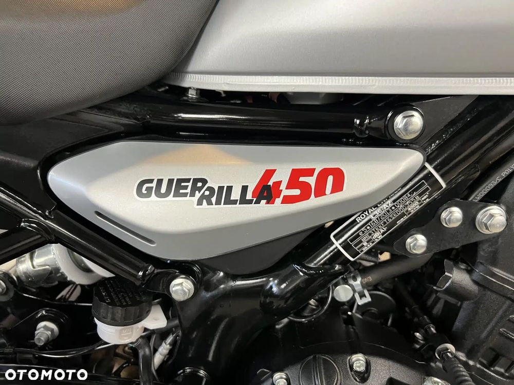 Royal Enfield Guerrilla - 9