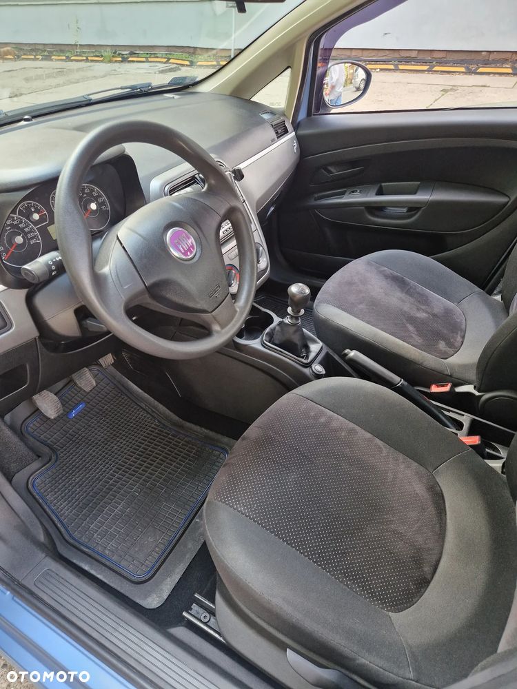 Fiat Punto - 12