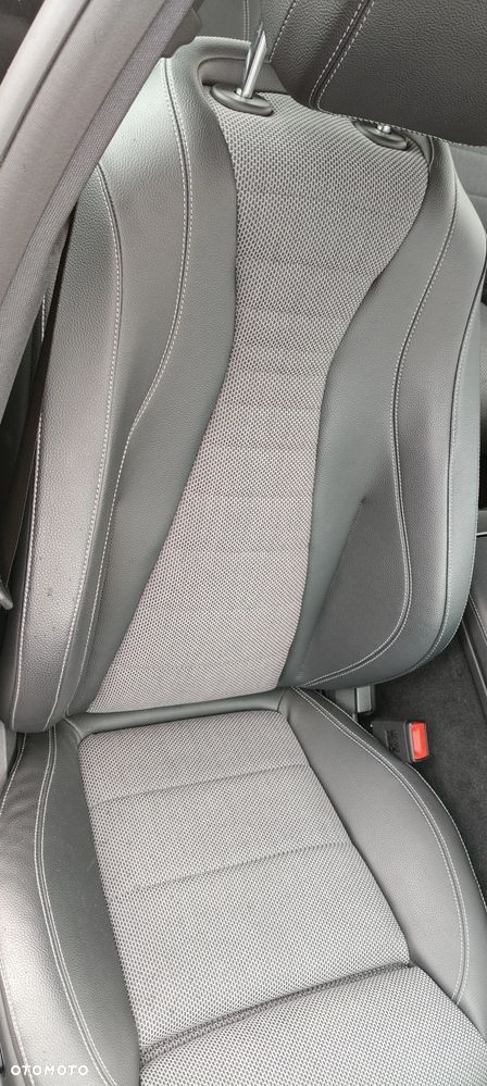 Mercedes-Benz Klasa E 220 d 9G-TRONIC Avantgarde - 25