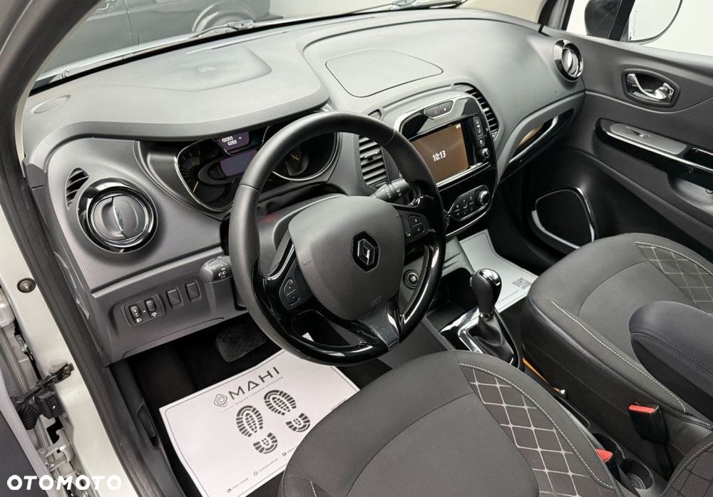 Renault Captur - 23