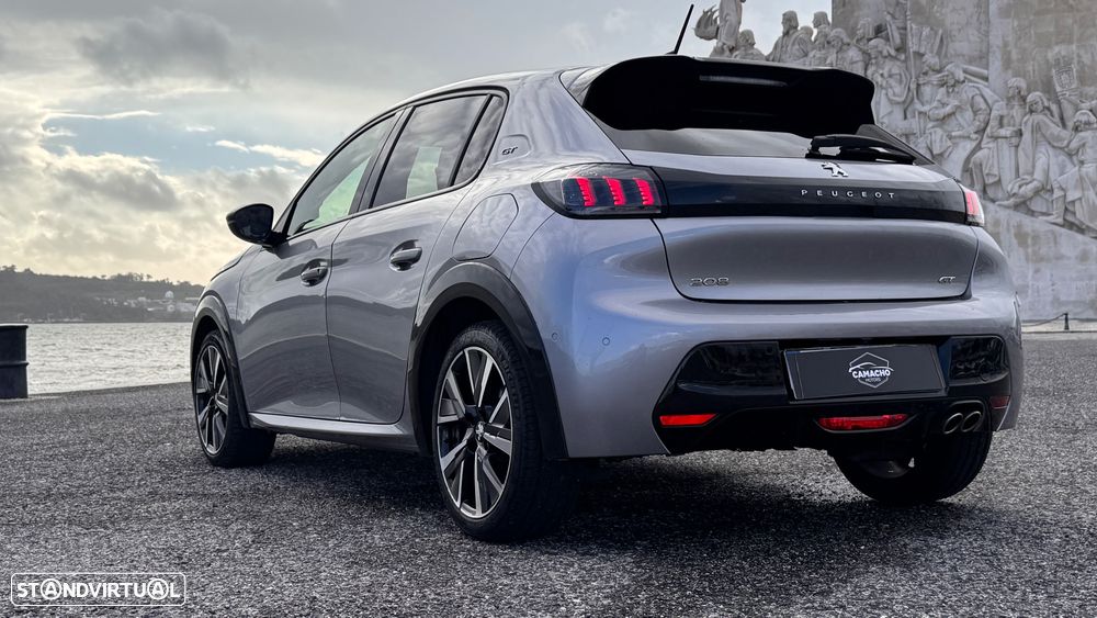 Peugeot 208 1.2 PureTech GT EAT8 - 26