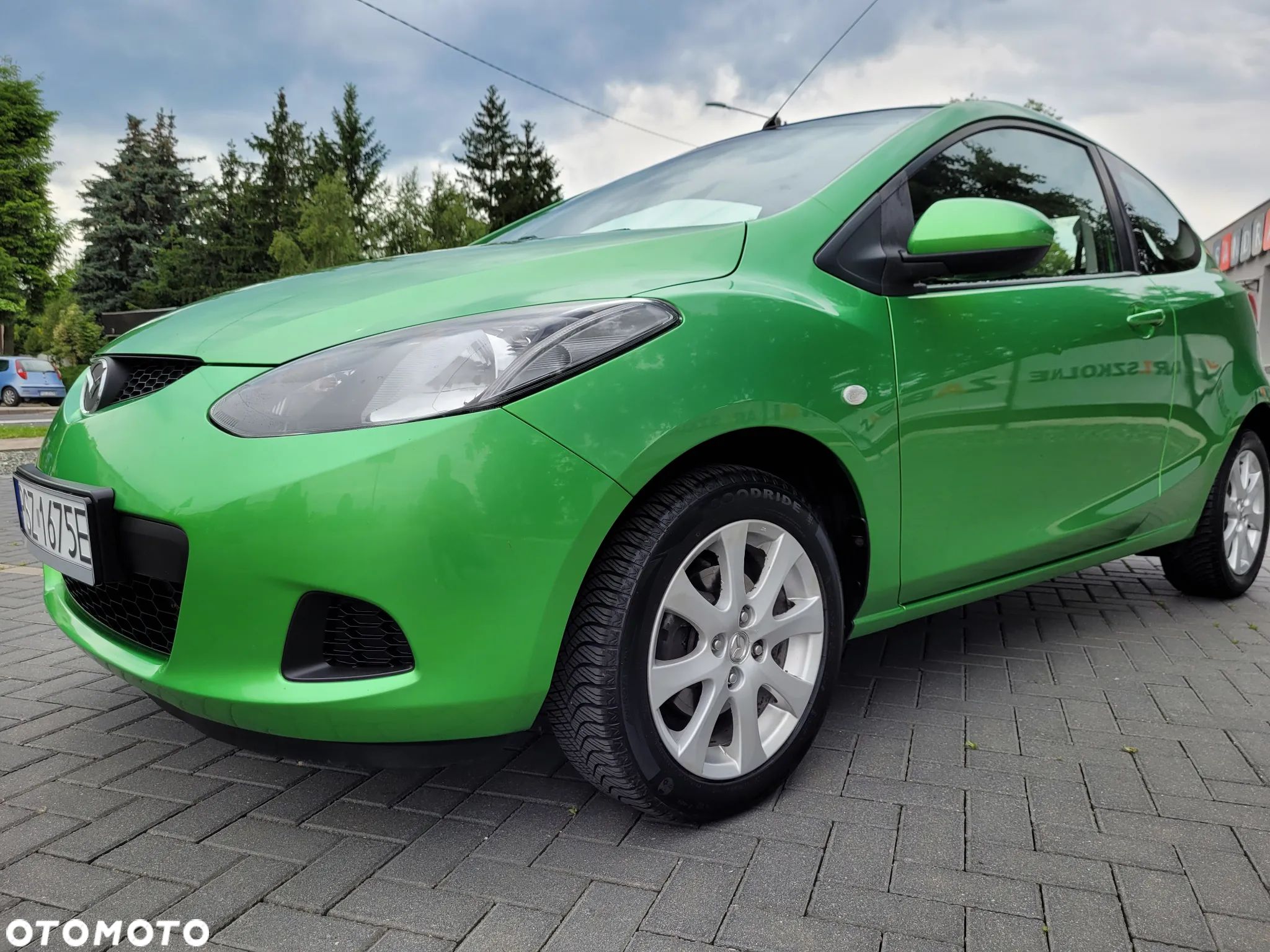 Mazda 2 - 1