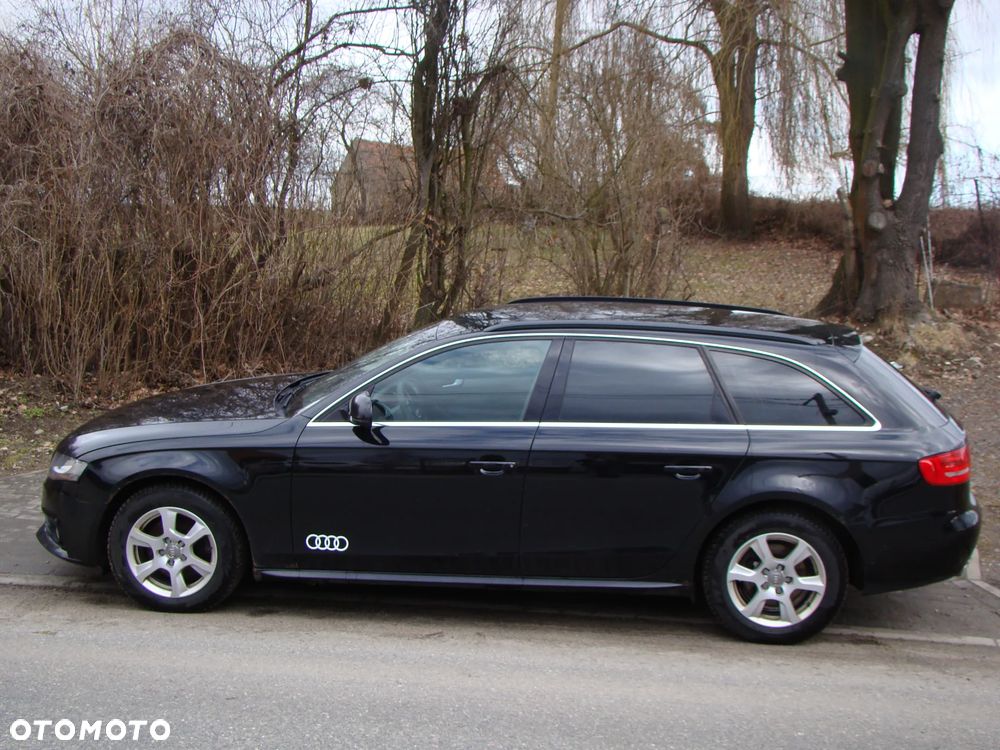 Audi A4 Avant - 13