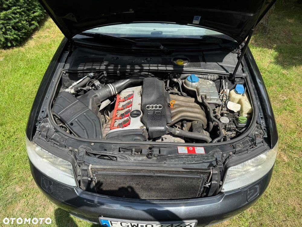 Audi A4 Limousine - 6
