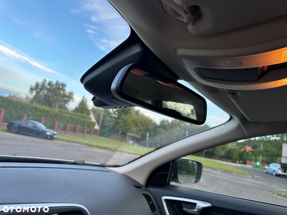 Volvo XC 60 - 26