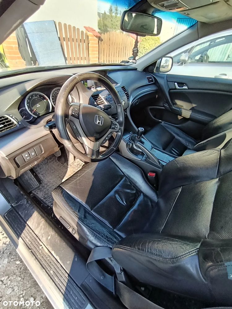 Honda Accord 2.0 Executive - 6