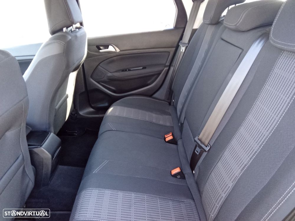 Peugeot 308 SW 1.5 BlueHDi GT Line - 25