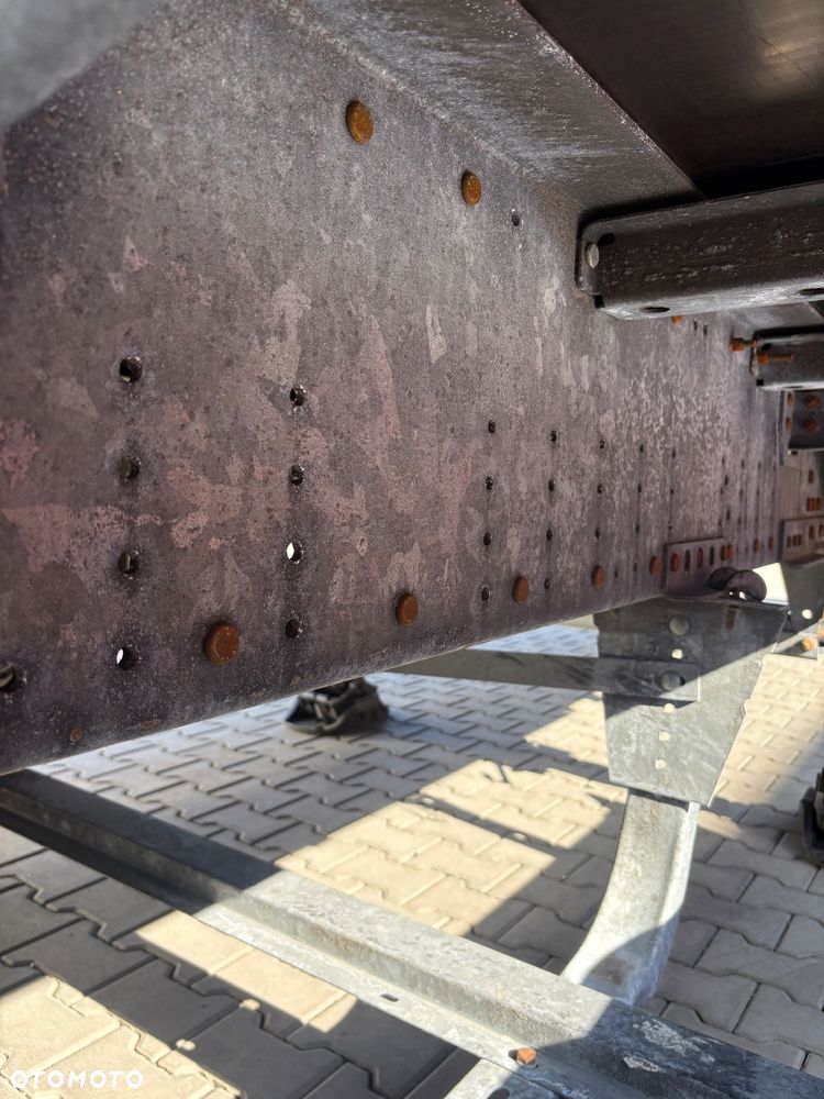 Schmitz Cargobull Mega Oś Podnoszona Nowe Opony Jak Nowa - 13