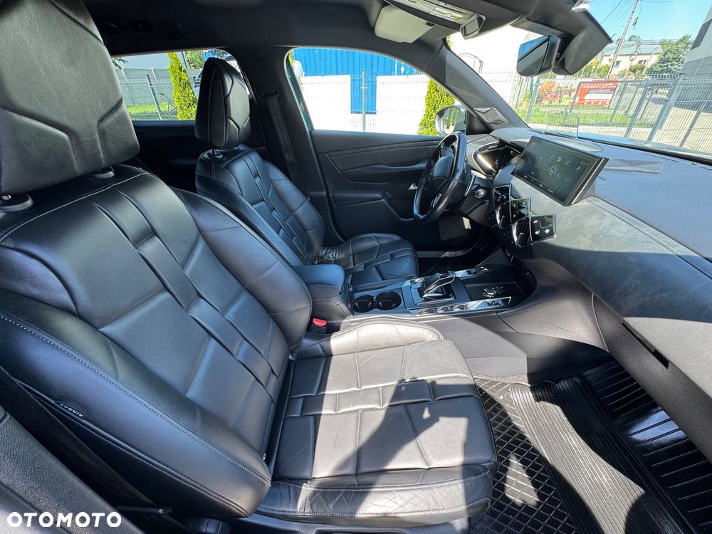 DS Automobiles DS 3 Crossback 1.2 PureTech Performance Line + - 17