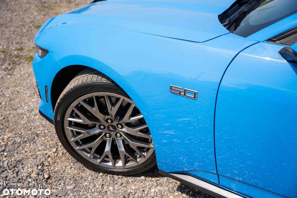 Ford Mustang - 14