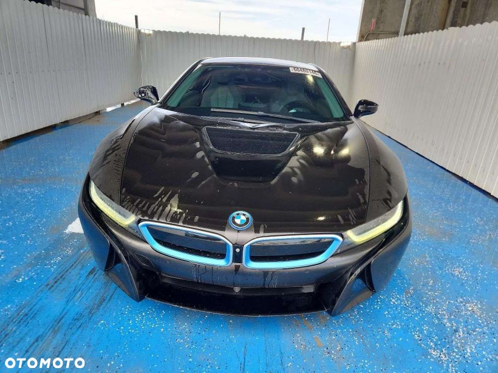 BMW i8 - 6