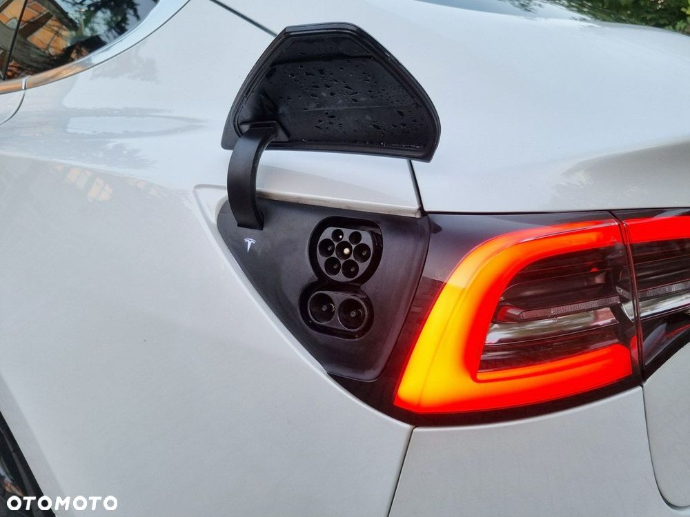 Tesla Model 3 Langstreckenbatterie Allradantrieb Dual Motor - 11