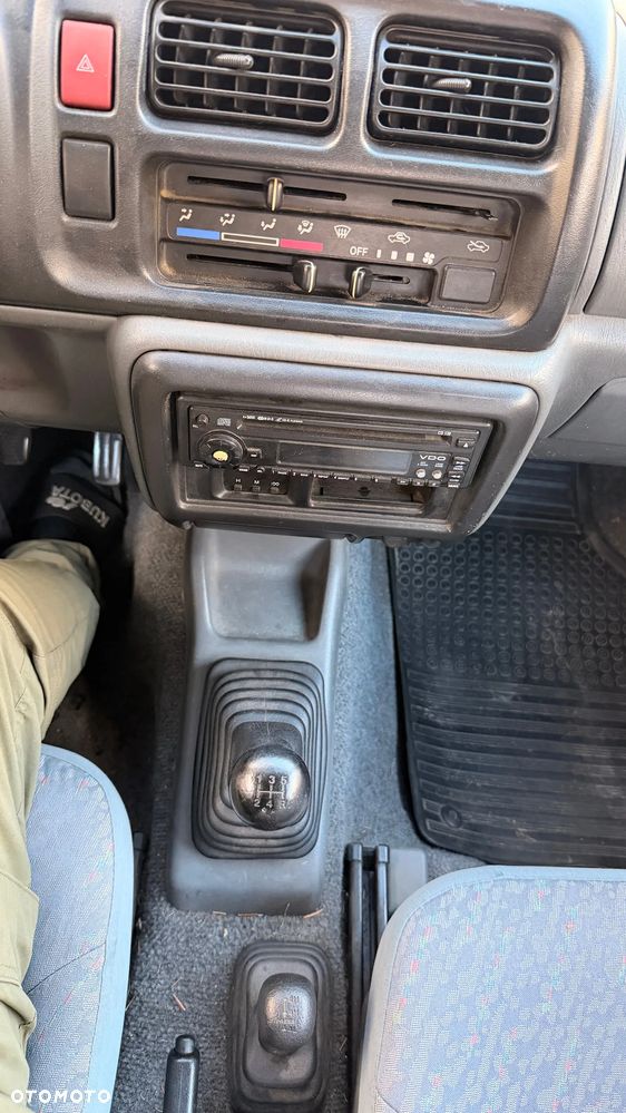 Suzuki Jimny 1.3 JLX - 12