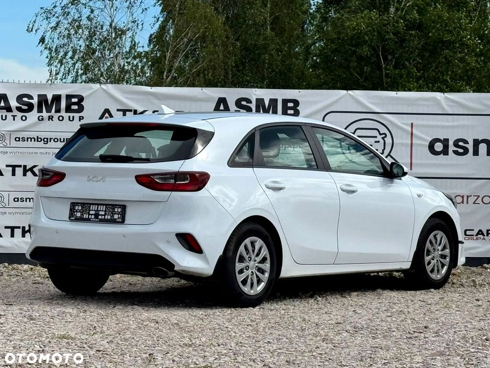 Kia Ceed - 8