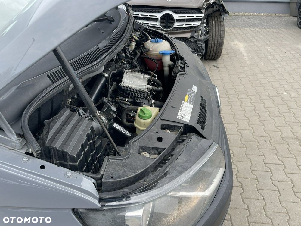 Volkswagen Transporter - 16