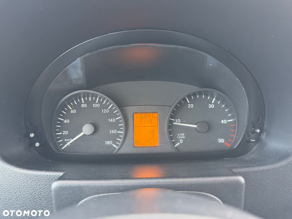 Mercedes-Benz Sprinter - 20