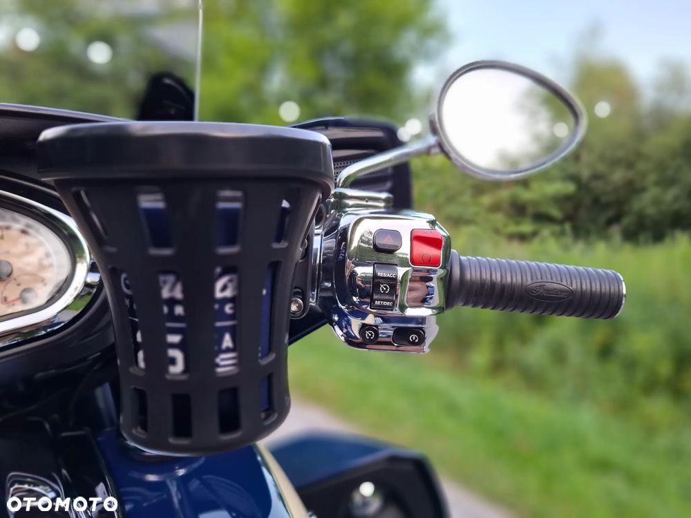 Indian Roadmaster - 17