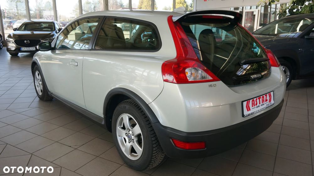 Volvo C30 1.6D Momentum - 4