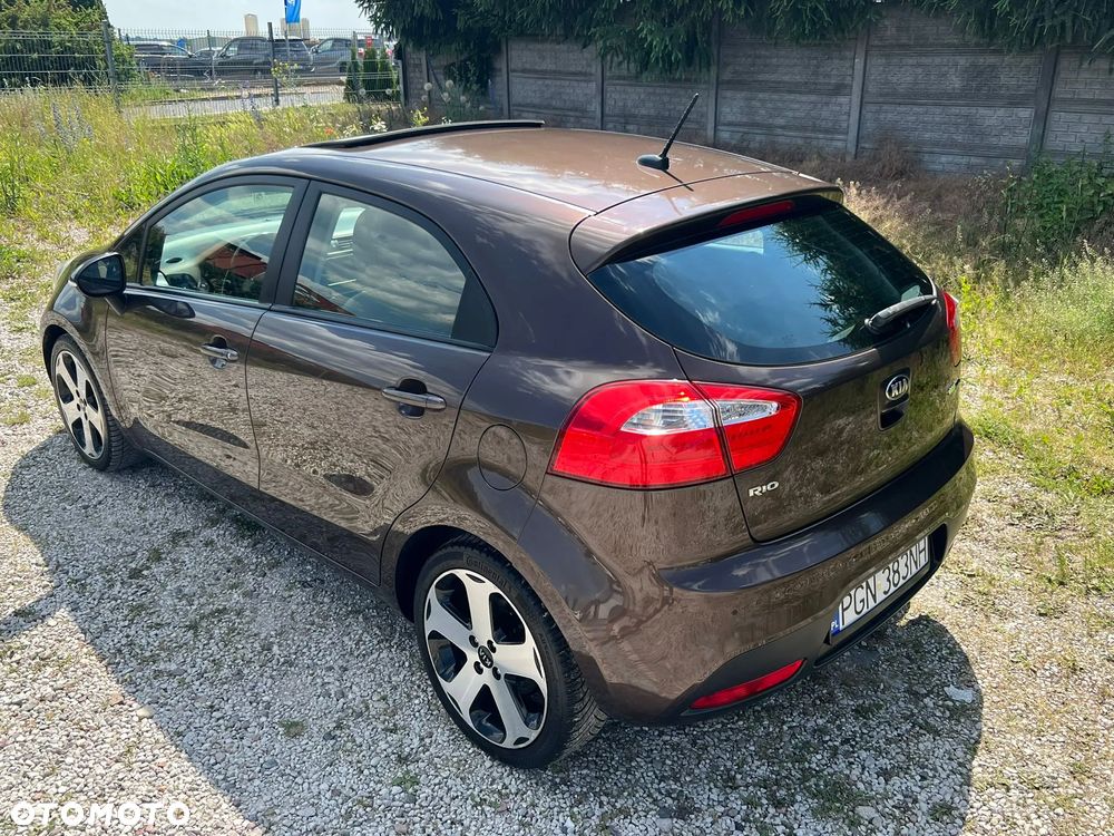 Kia Rio 1.4 CRDI Platinum Edition - 35