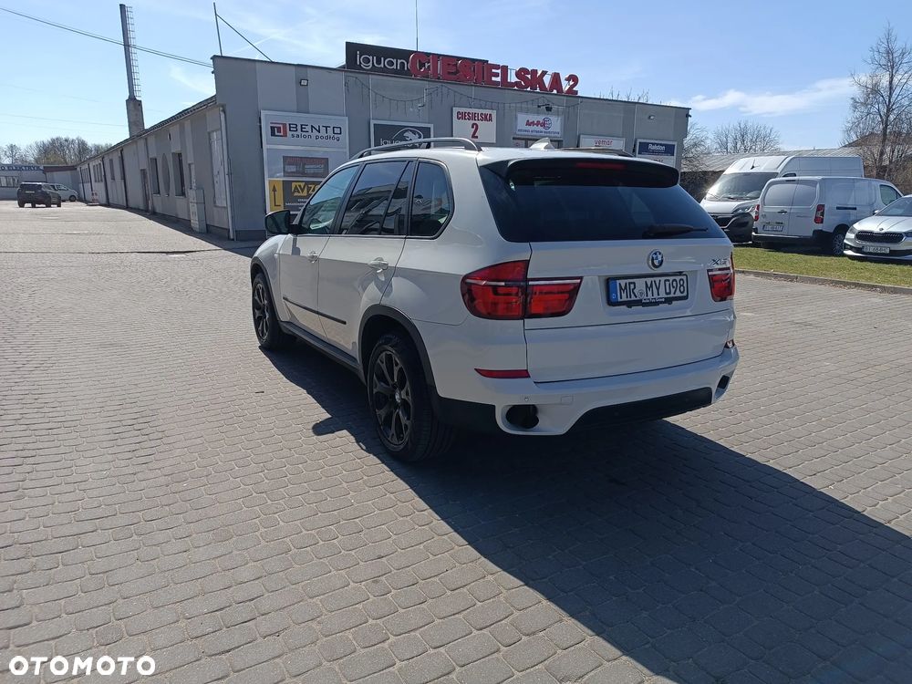 BMW X5 xDrive35i Edition Exclusive - 10