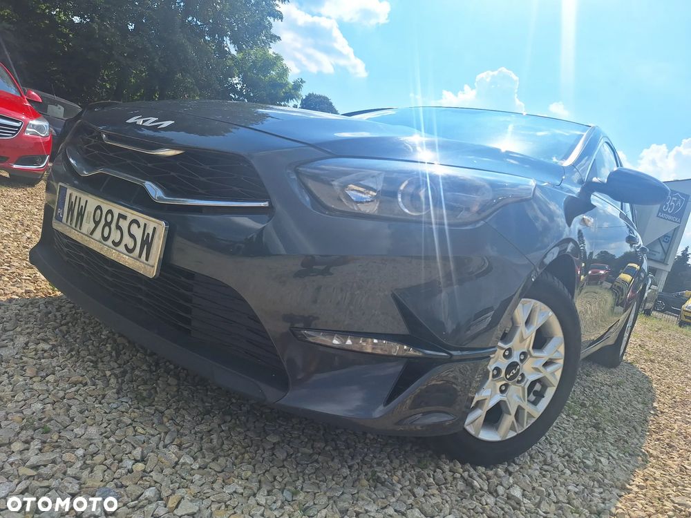 Kia Ceed 1.5 T-GDI M - 3