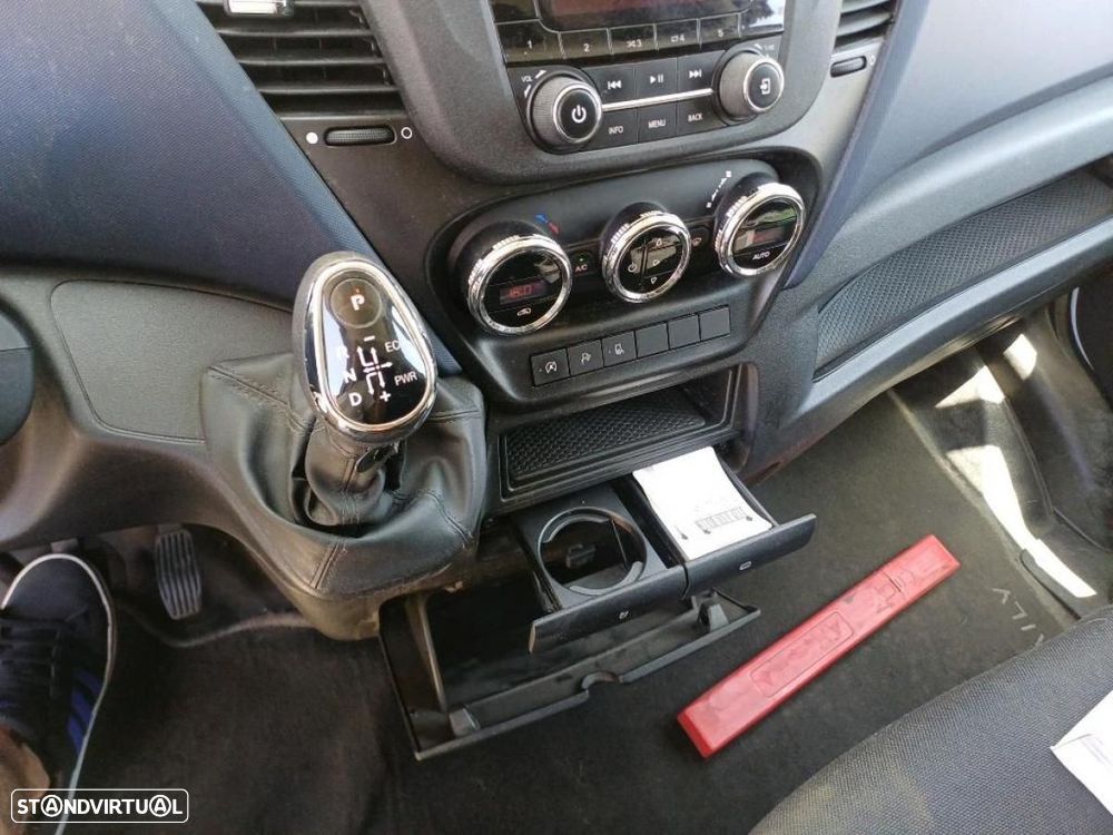Iveco Daily 2.3 35S14V 3520L 3L c/IVA - 6