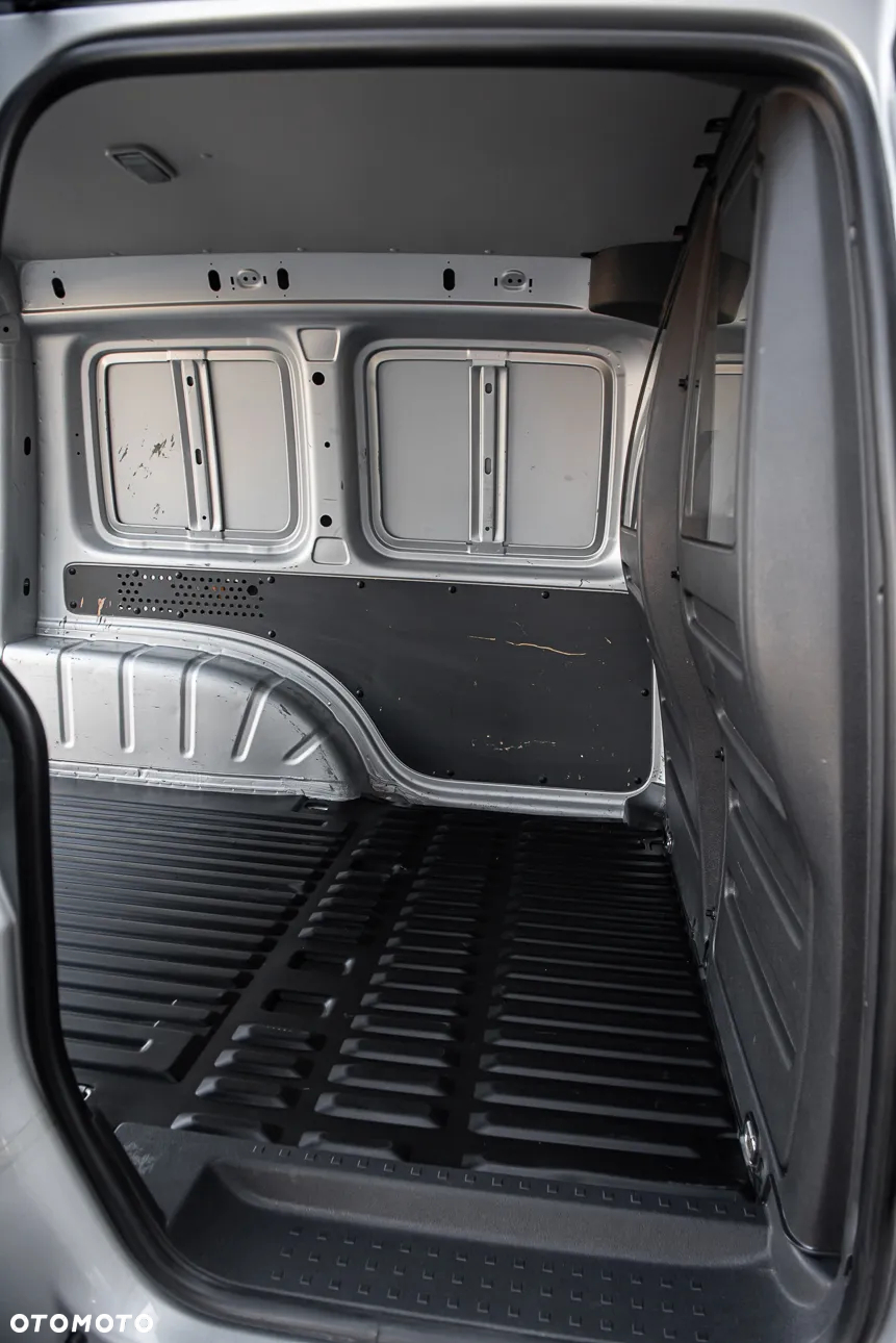 Volkswagen Caddy - 16