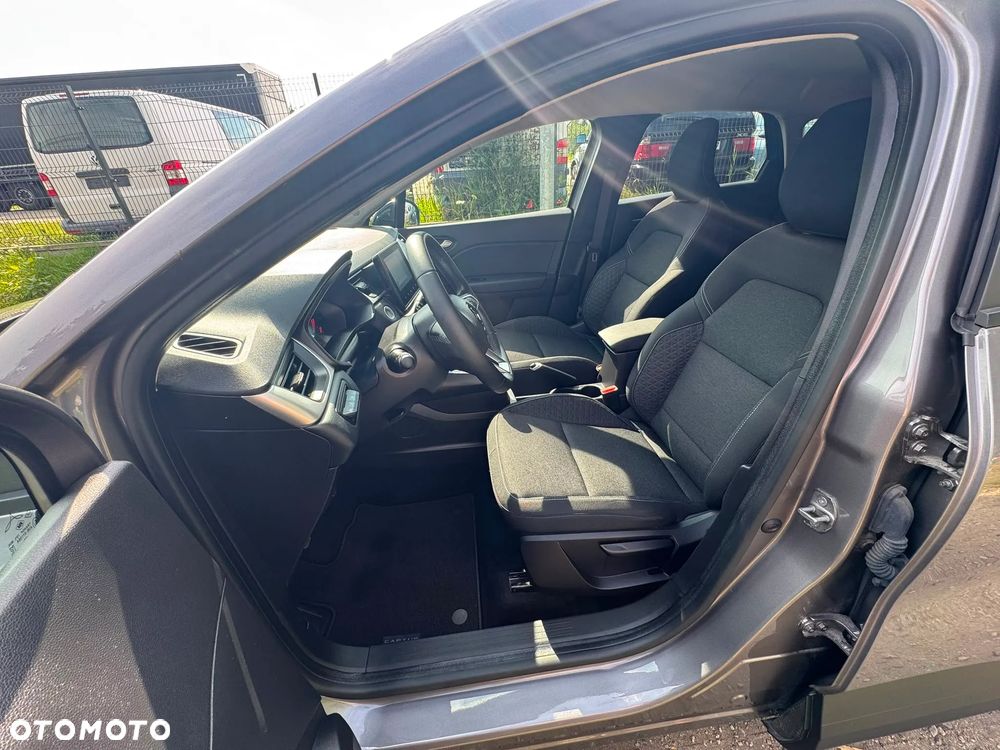 Renault Captur - 31