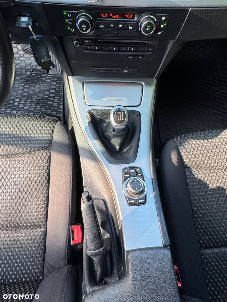 BMW Seria 3 320d Modern Line - 22