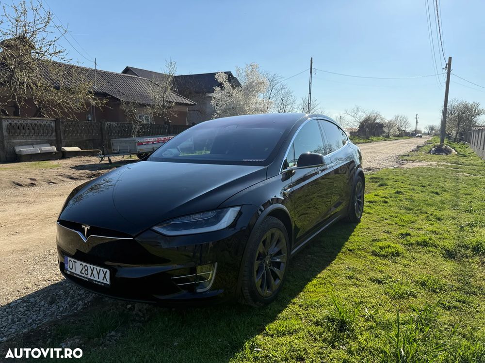 Tesla Model X Long Range - 8
